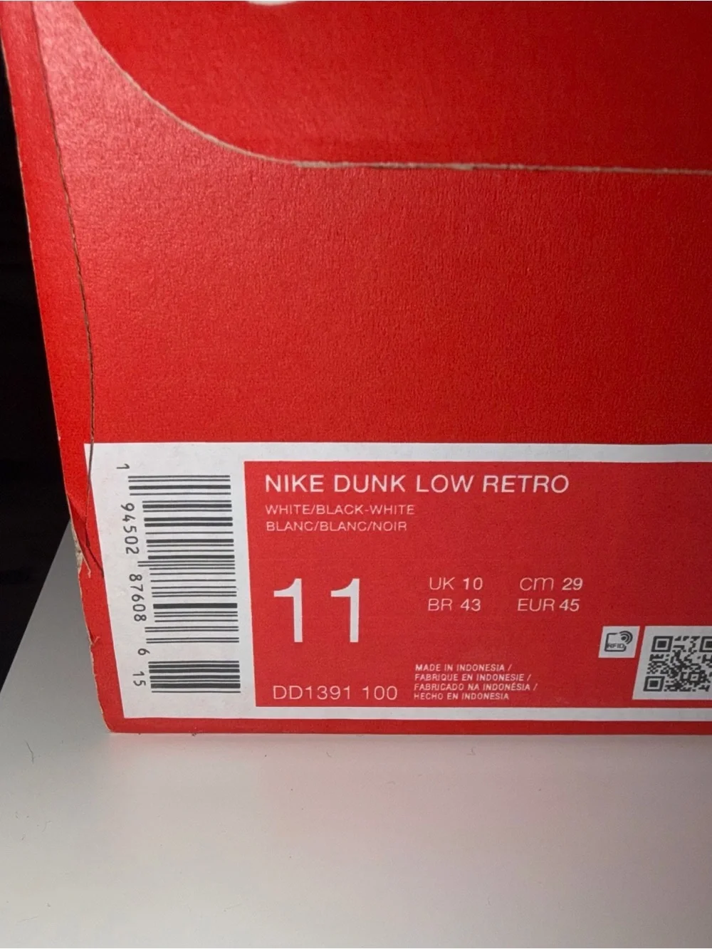 Nike Men’s Dunk Low Pandas Black/White Low-Top Sneakers